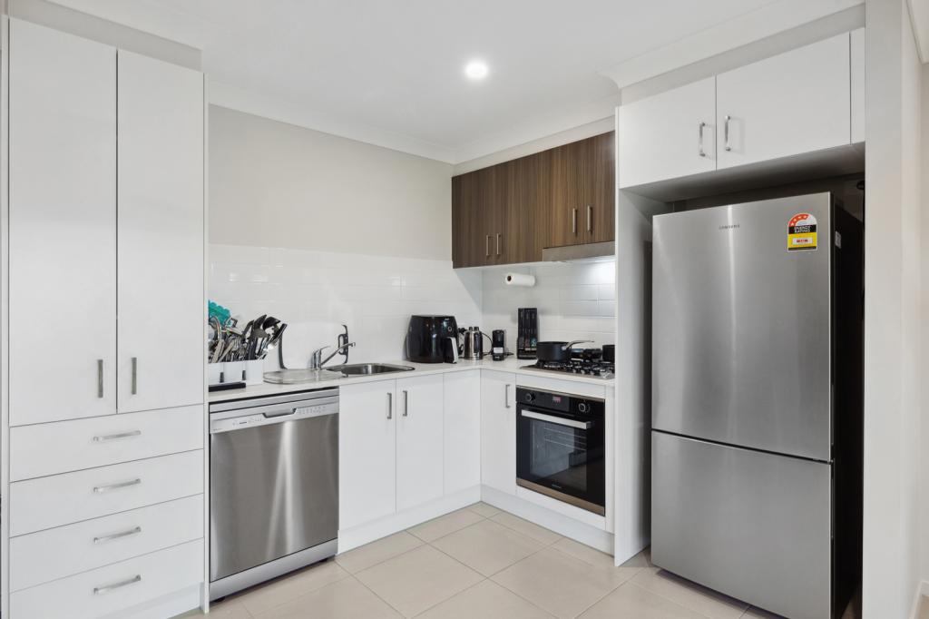 2/15 Jersey Cl, Calala, NSW 2340
