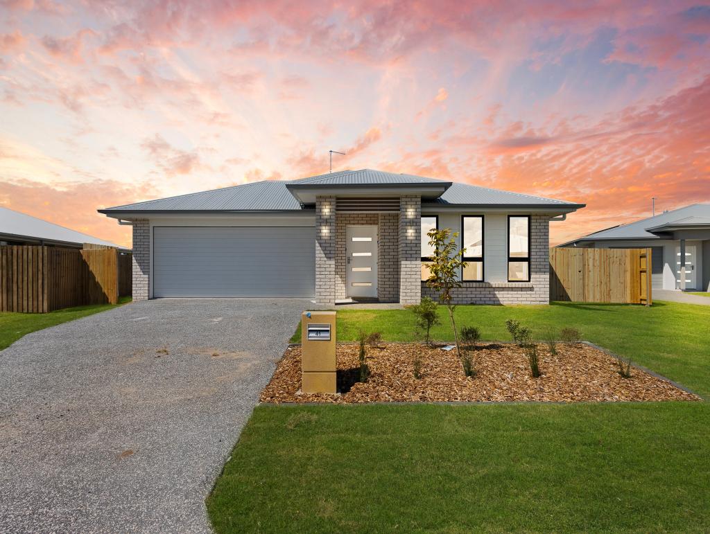 41 North Lakes Cct, Burrum Heads, QLD 4659