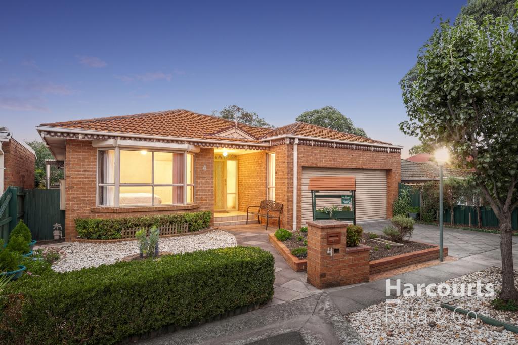 4 Silvertop Ct, Mill Park, VIC 3082