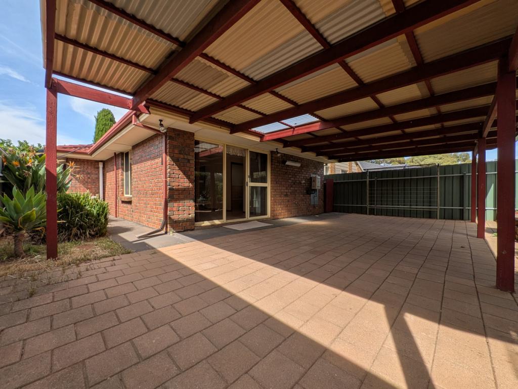 8 Lynton Ct, Blakeview, SA 5114