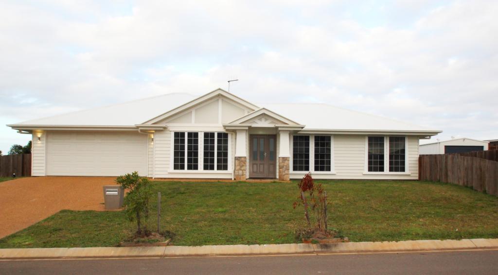 1 Bowerbird Ct, Branyan, QLD 4670