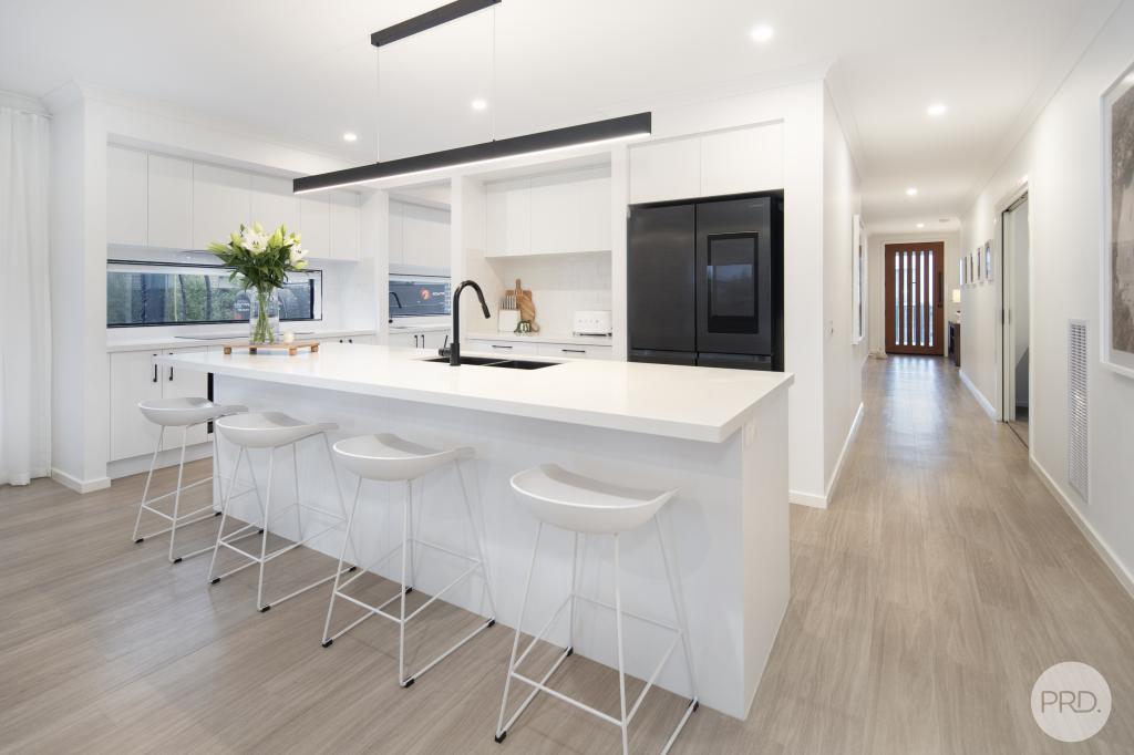3 Mcgeachin St, Lucas, VIC 3350
