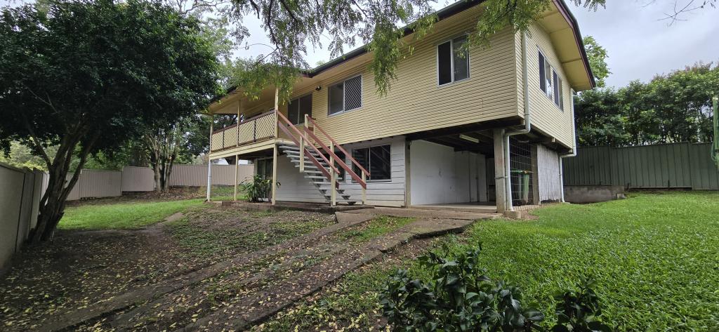 2 OLROY ST, HOLLAND PARK, QLD 4121