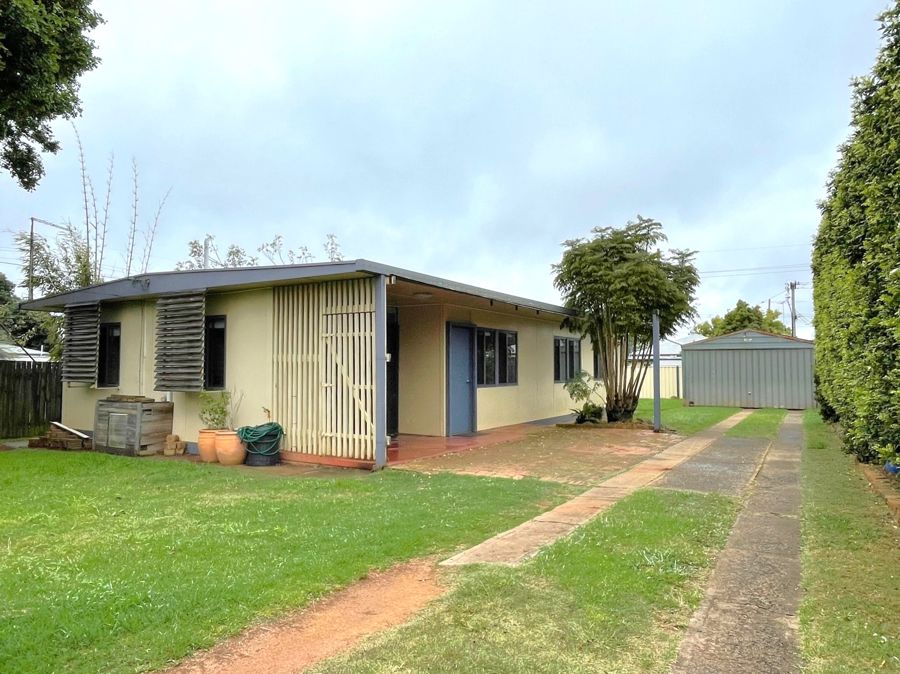 2 Tancred Ave, Newtown, QLD 4350