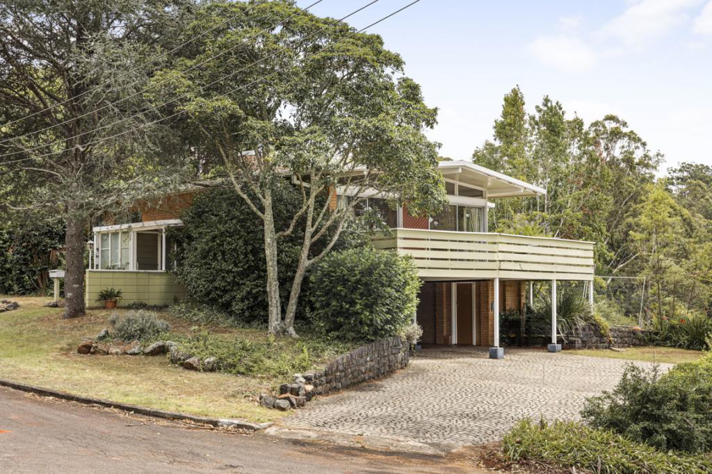 11 Wirra Wirra St, Mount Lofty, QLD 4350