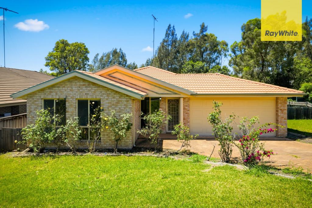 8 Turf Pl, Quakers Hill, NSW 2763