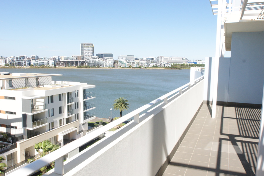 846/2 The Crescent, Wentworth Point, NSW 2127