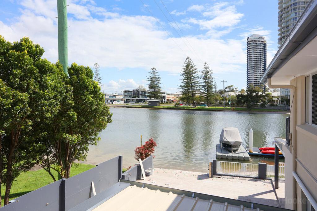 2/1 Vernia Pl, Biggera Waters, QLD 4216