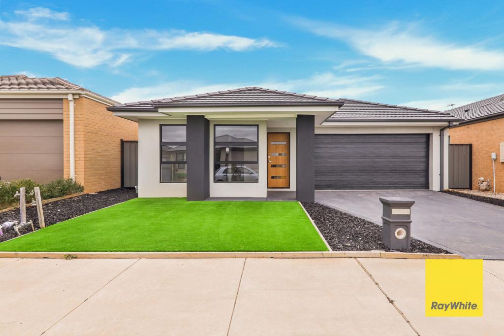 12 Stacey Pde, Mount Cottrell, VIC 3024