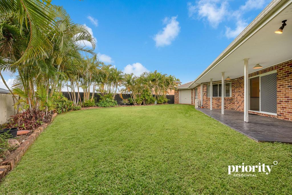 76 Oxford Cres, Bridgeman Downs, QLD 4035