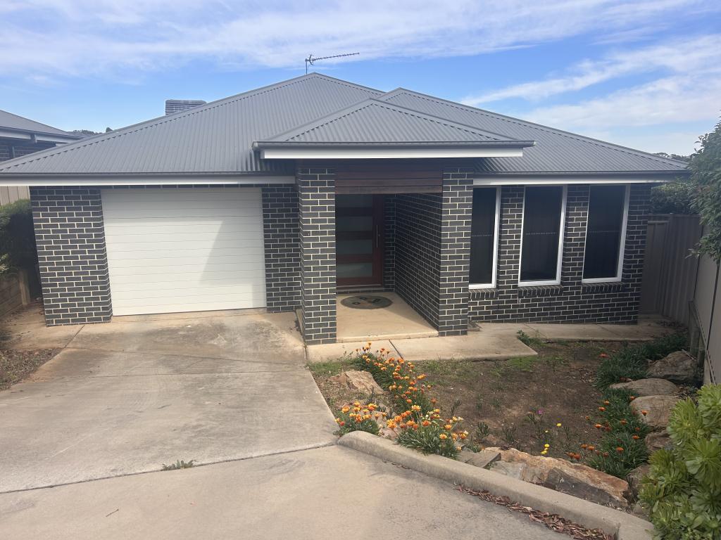 5/15 Murndal Pl, Bourkelands, NSW 2650