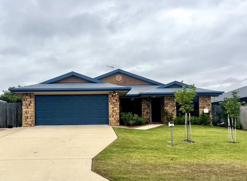 54 Grosvenor Dr, Moranbah, QLD 4744