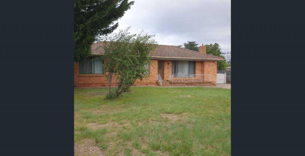 12 Owen Cres, Lyneham, ACT 2602