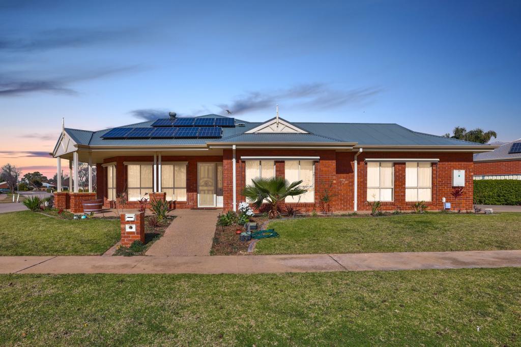 11 WESTSIDE BVD, MILDURA, VIC 3500