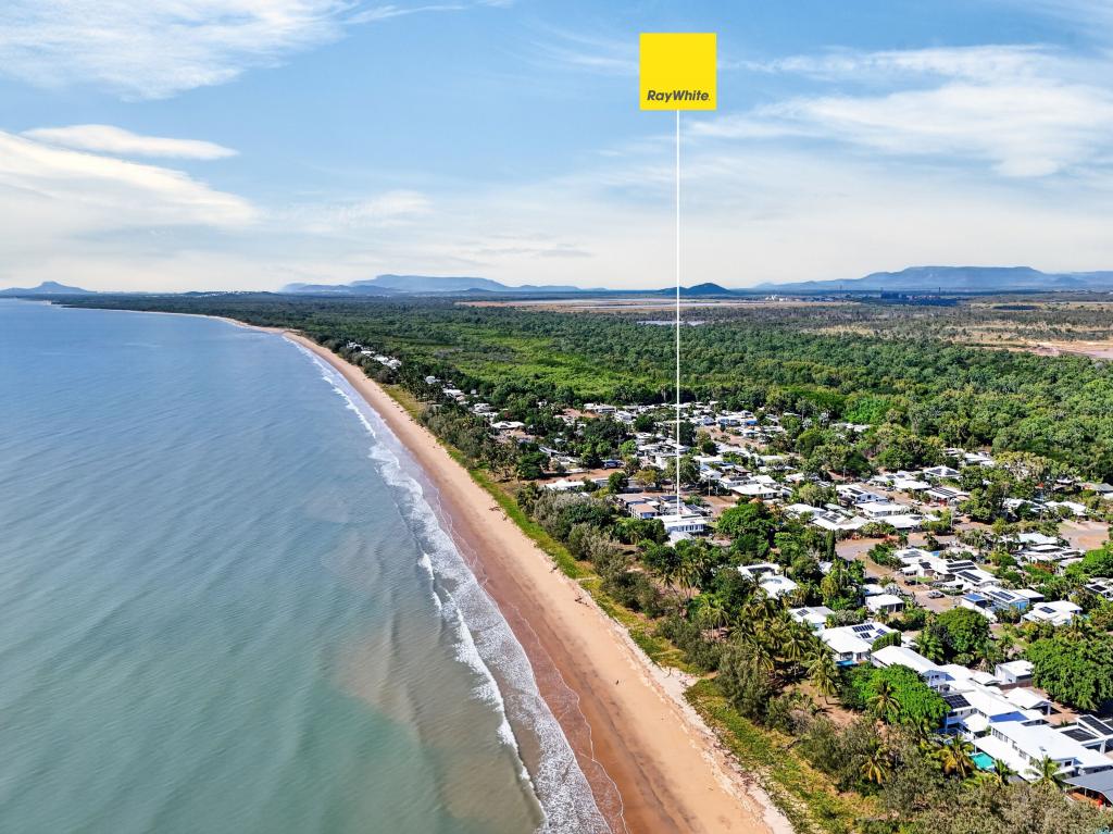 20 Reef St, Saunders Beach, QLD 4818