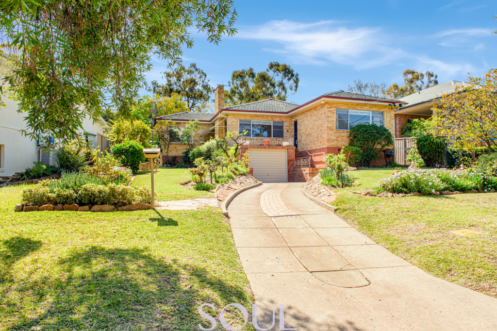 37 Wood Rd, Griffith, NSW 2680