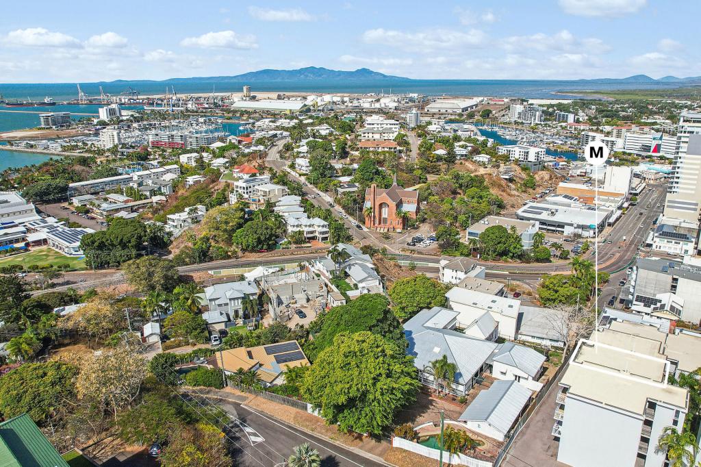 10/6 HALE ST, TOWNSVILLE CITY, QLD 4810