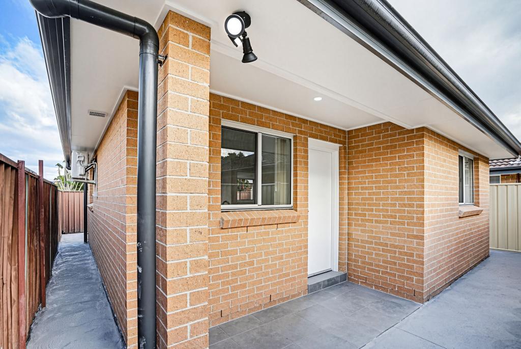 28a Ashur Cres, Greenfield Park, NSW 2176