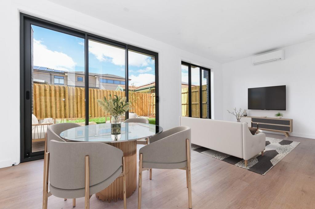 2/10 Whiteside St, Springvale, VIC 3171