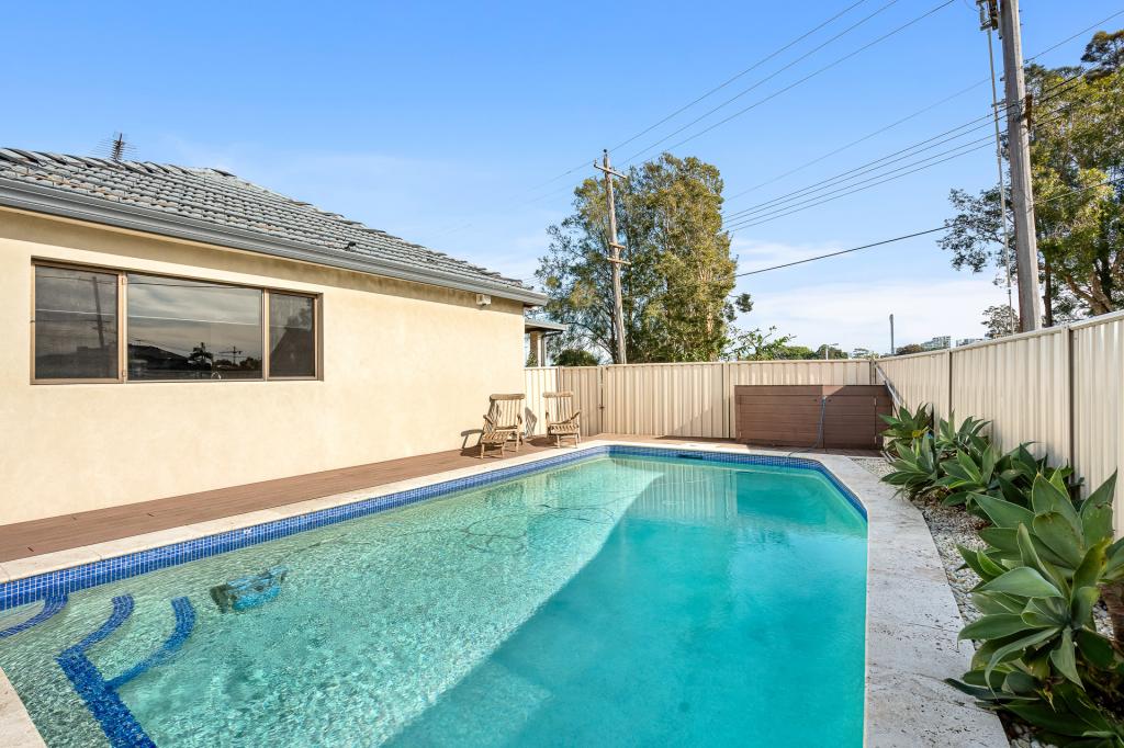 2a Chuter Ave, Monterey, NSW 2217