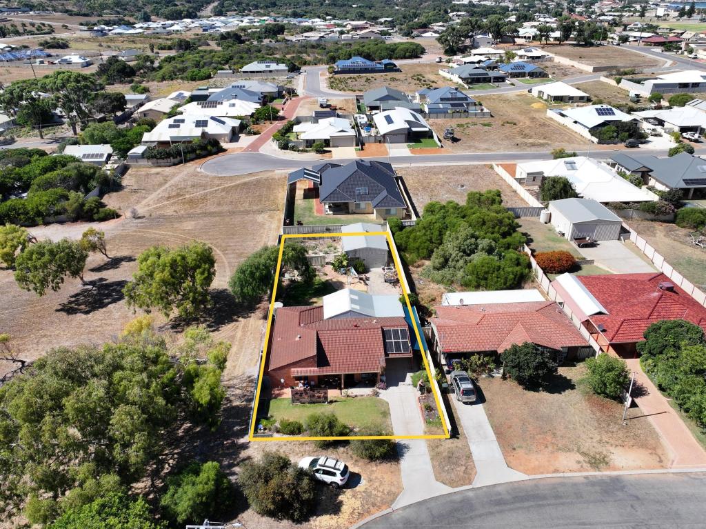 9 Peterwangey Pl, Port Denison, WA 6525