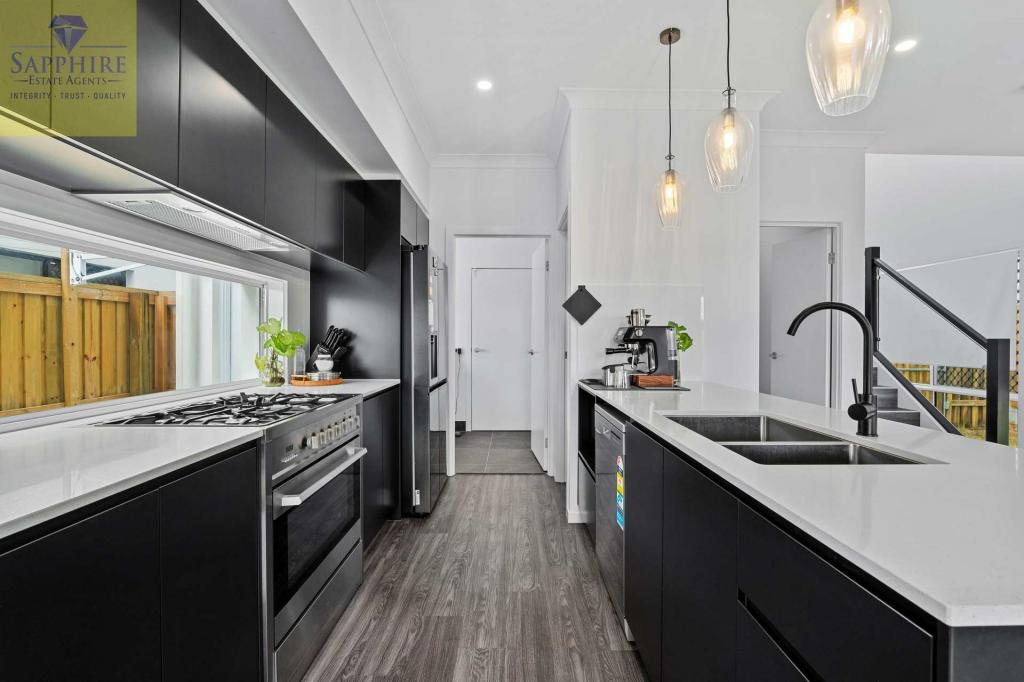 19 Walker Ave, Belivah, QLD 4207