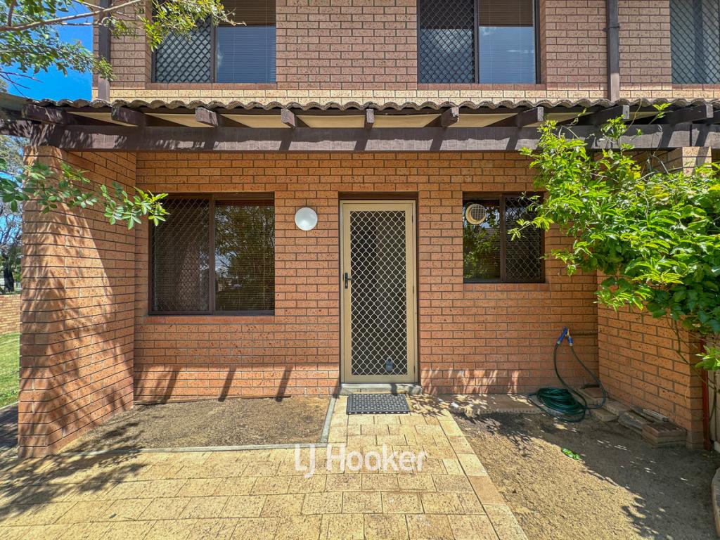 10/4 Braund St, Bunbury, WA 6230