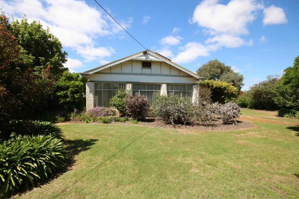 11-13 Bridge Rd, Rochester, VIC 3561