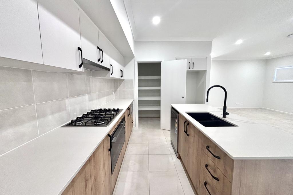 42 Raymond St, Blacktown, NSW 2148