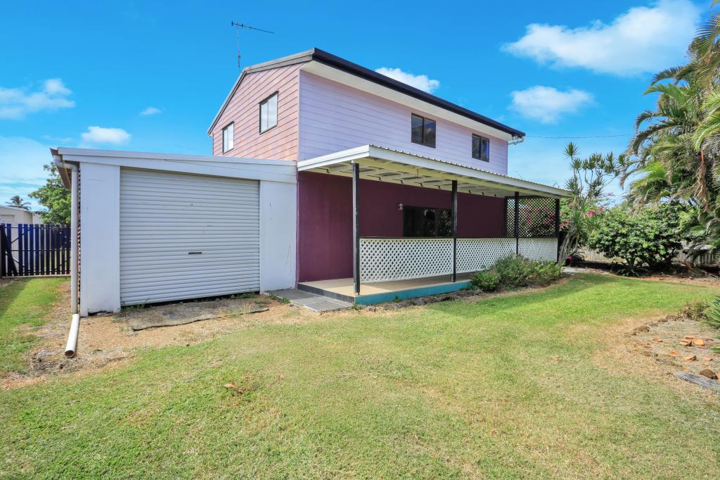 11 Logan Rd, Innes Park, QLD 4670