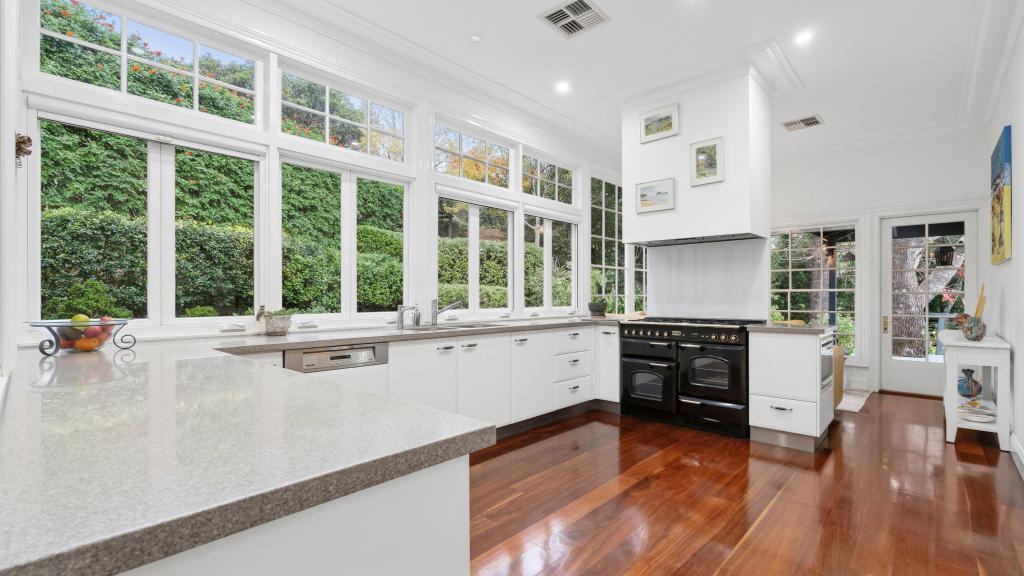 933 Grose Vale Rd, Kurrajong, NSW 2758