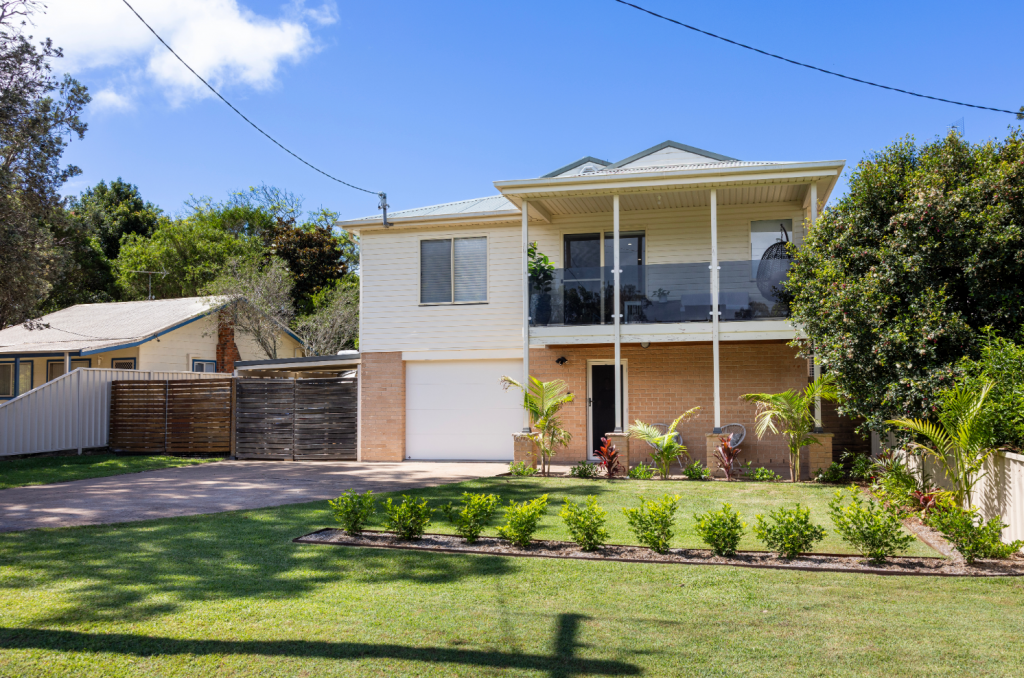 76 JERRY BAILEY RD, SHOALHAVEN HEADS, NSW 2535