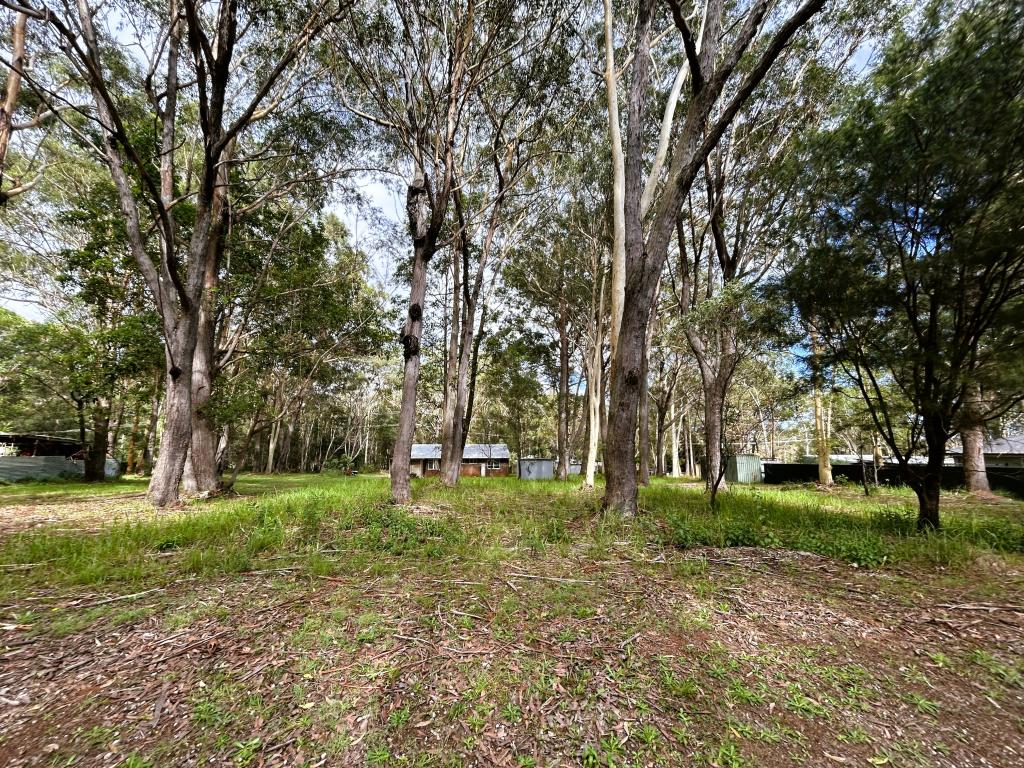 42 HACKING RIDGE RD, RUSSELL ISLAND, QLD 4184