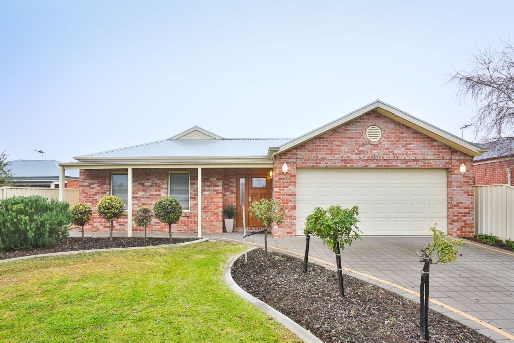 12 Wood St, Gol Gol, NSW 2738