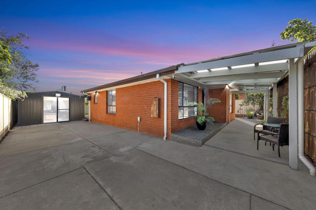 2/3 Binnak Ct, Meadow Heights, VIC 3048