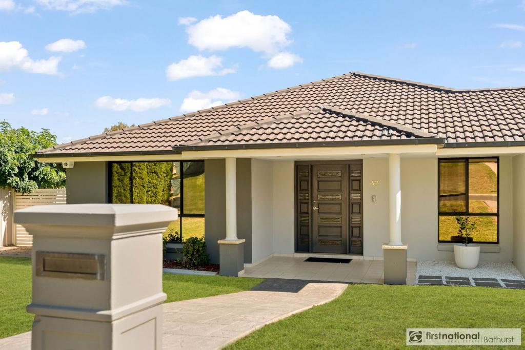42 James Barnet Dr, Kelso, NSW 2795