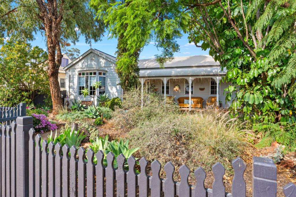 10 Broadarrow Rd, Kalgoorlie, WA 6430