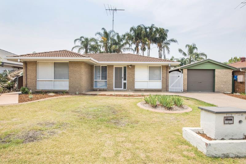 34 Dartmoor Cct, Emu Heights, NSW 2750