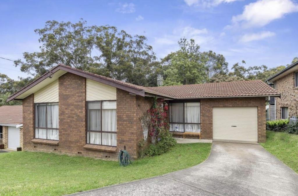 19 Valley Dr, Mollymook Beach, NSW 2539