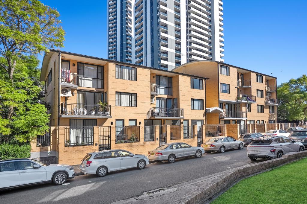 9/11 Charles St, Liverpool, NSW 2170