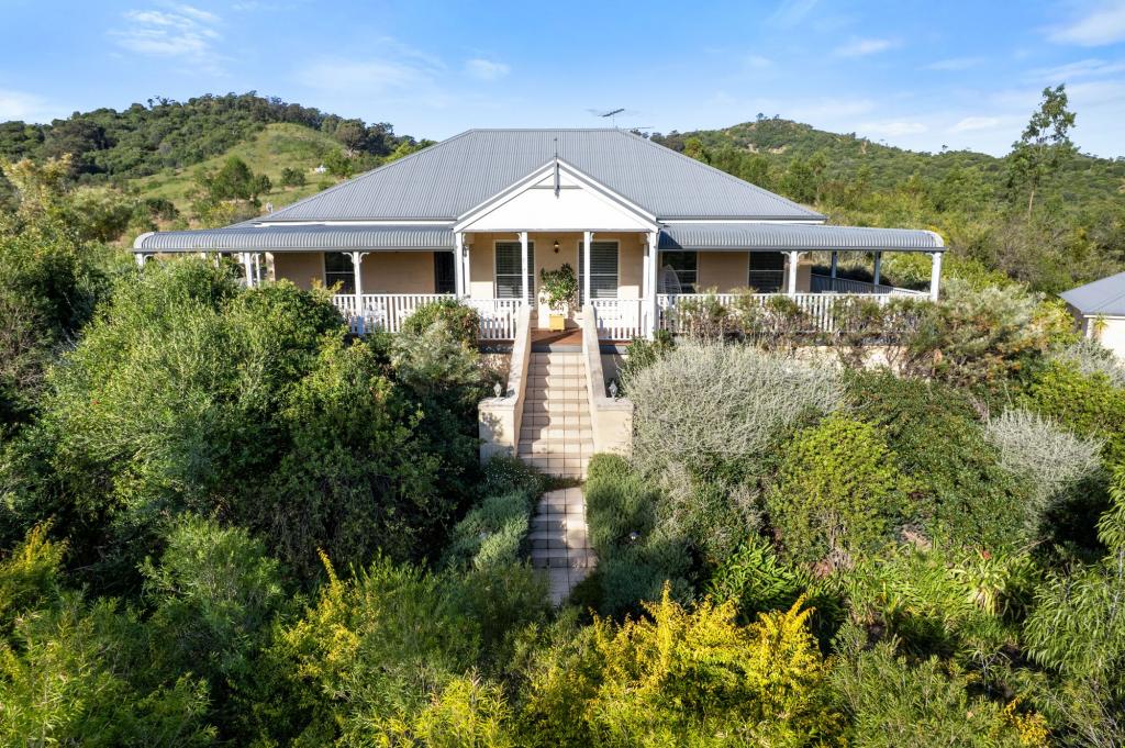 65 Calf Farm Rd, Mount Hunter, NSW 2570