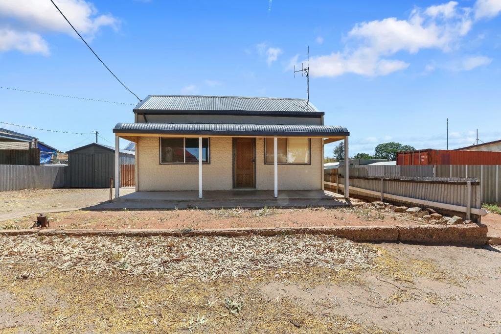 82 Nicholls St, Broken Hill, NSW 2880