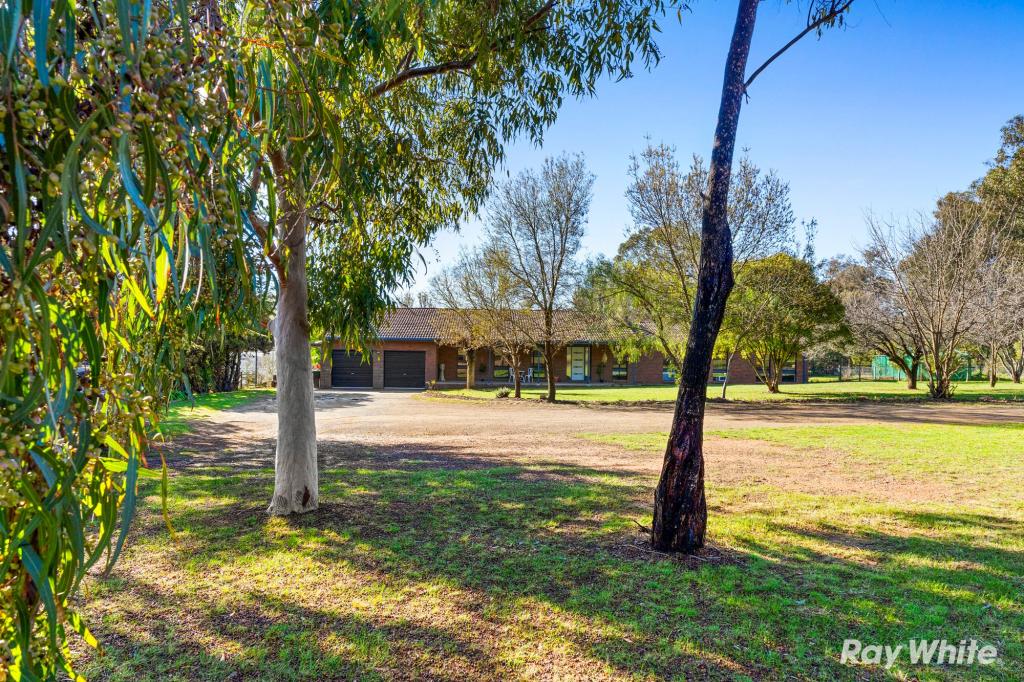 7 Poplar Rd, Lake Albert, NSW 2650