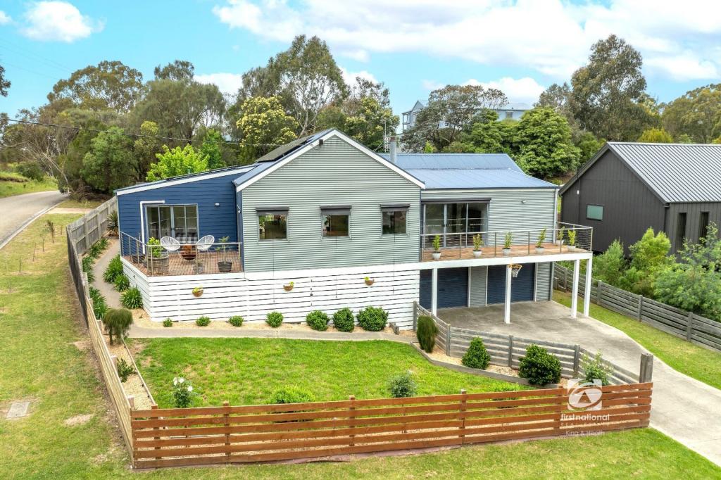 32 Wood St, Metung, VIC 3904