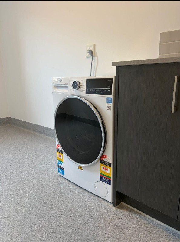 ROOM 1 - 5 ORILEY ST, CHARLEMONT, VIC 3217