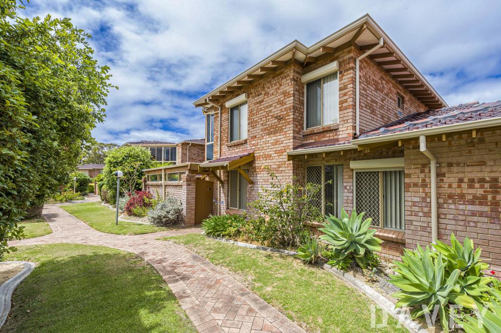 69/7 HARMAN RD, SORRENTO, WA 6020