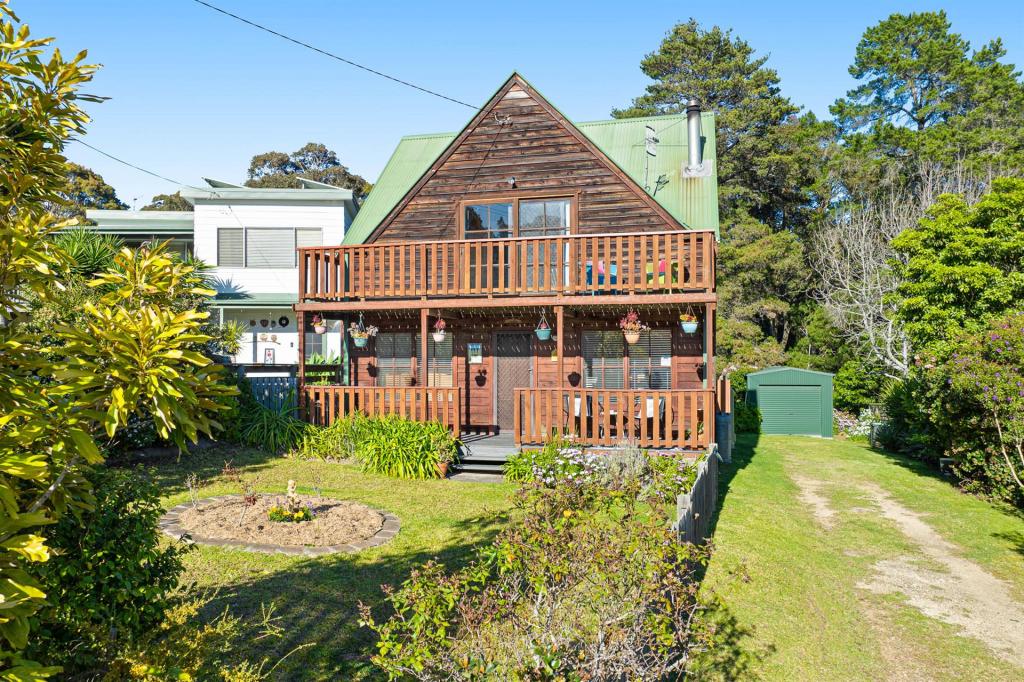 11 Thomson Pde, Dalmeny, NSW 2546