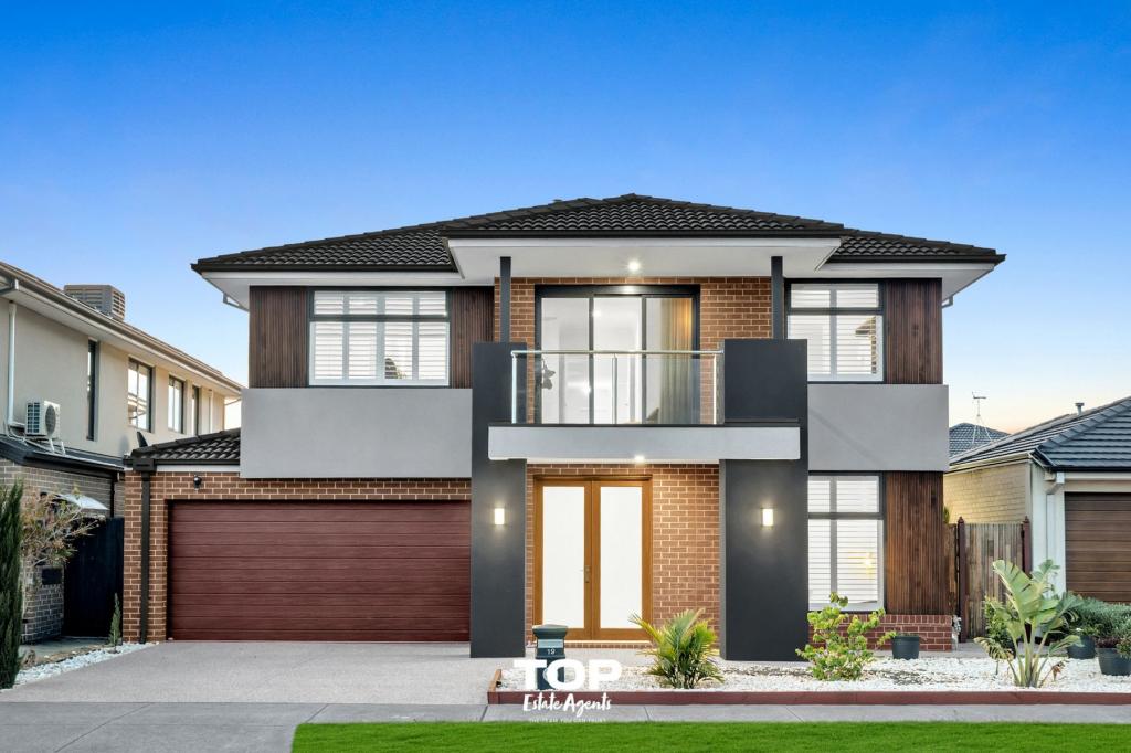 19 Grassbird St, Clyde North, VIC 3978