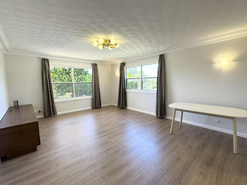 190 Lorraine St, Peakhurst Heights, NSW 2210