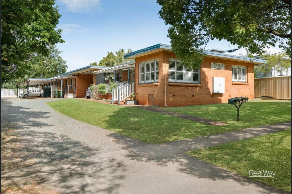2/214 Hume St, South Toowoomba, QLD 4350